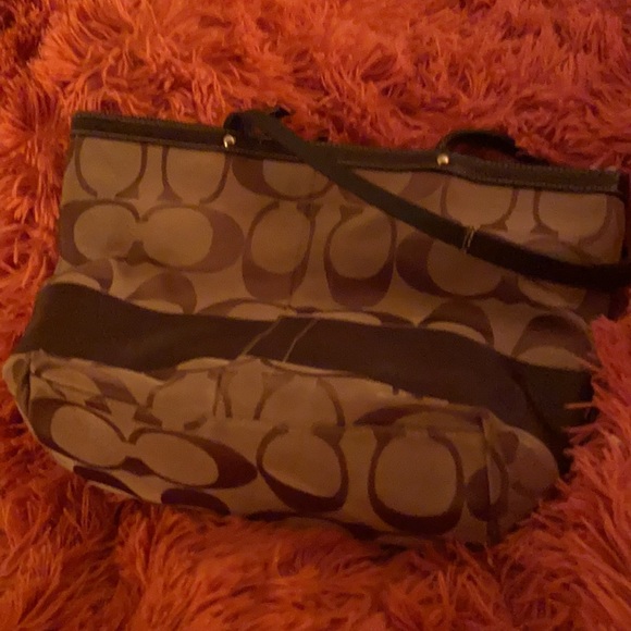 Coach Handbag - Picture 6 of 6